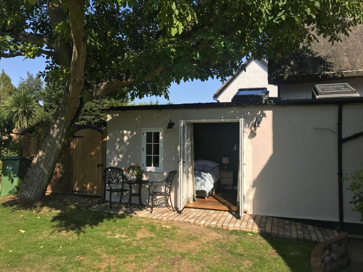 Corner House Luxury Bnb Little Dunmow Kültér fotó